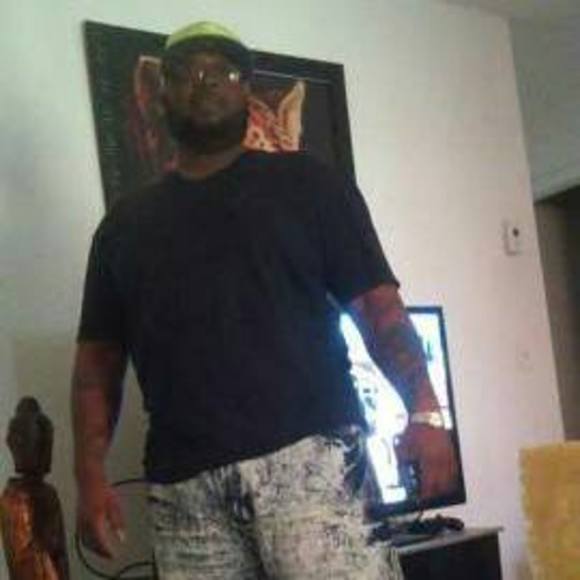 Meet your Posher, Frederick - Picture 1 of 1